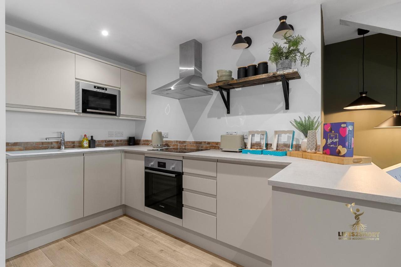 Luxe Courtyard Apartment For 4 Near Exeter City Centre Exterior foto