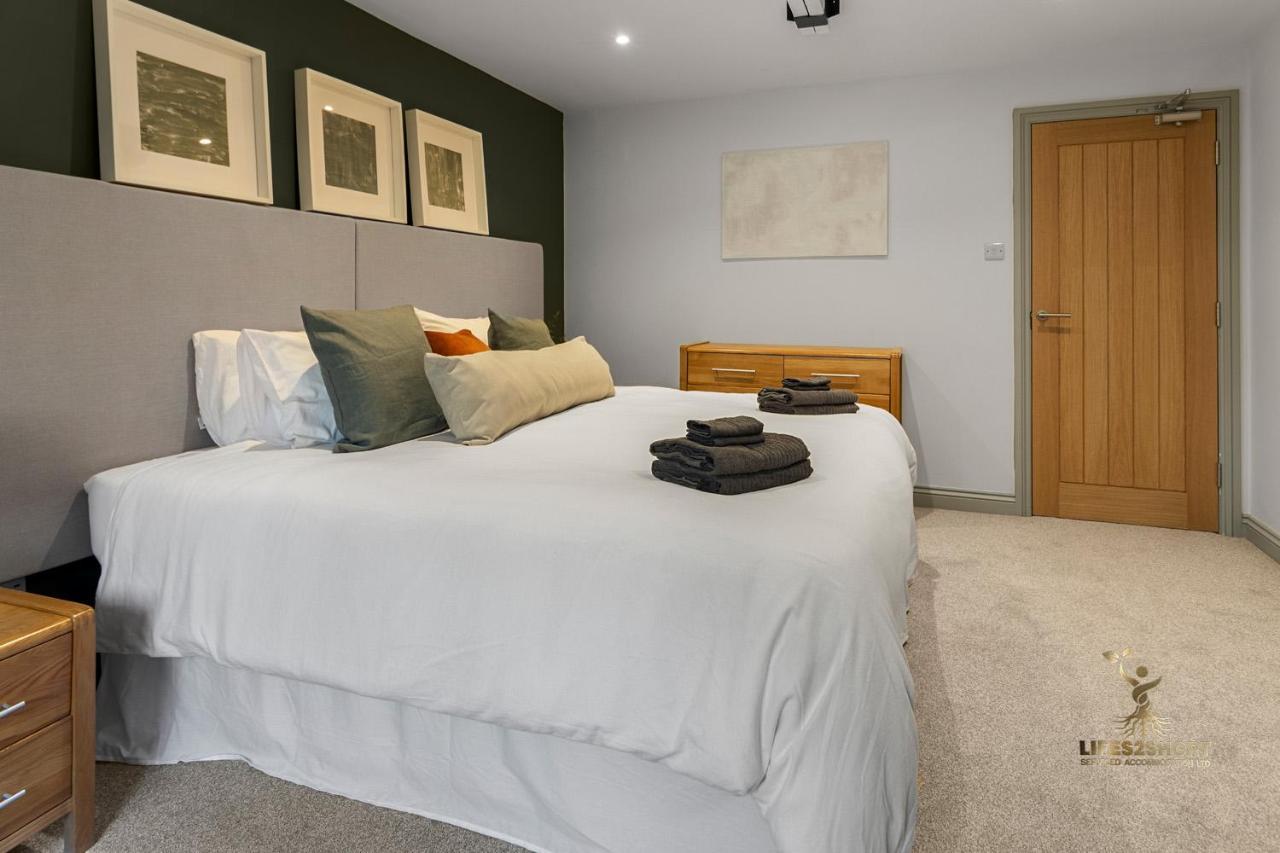 Luxe Courtyard Apartment For 4 Near Exeter City Centre Exterior foto